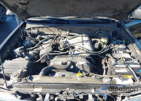 1999 Toyota 4Runner Limited V6 z USA, uszkodzony, nr VIN JT3GN87R2X0102529